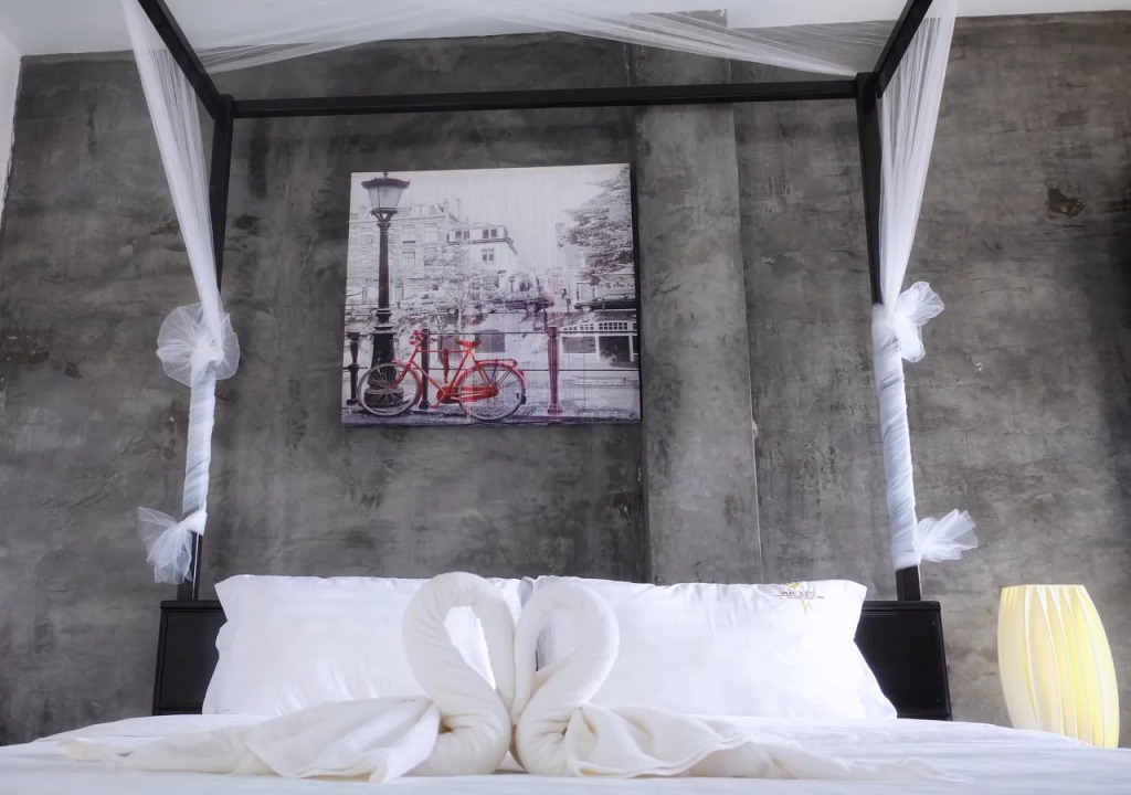 The Key Hotel