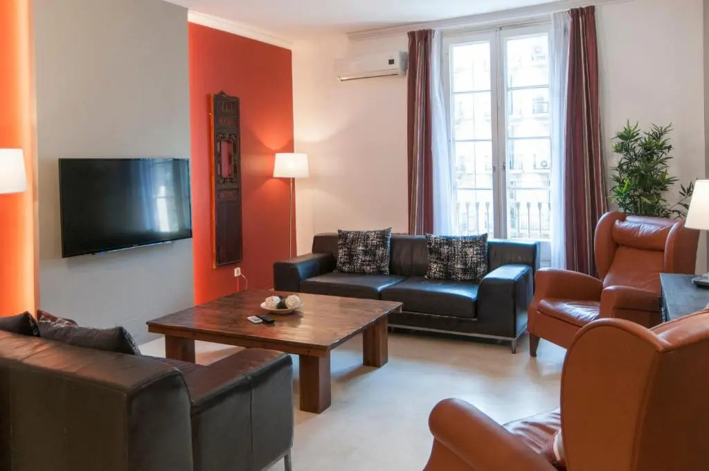 Serennia Apartamentos Ramblas - Plaça Catalunya