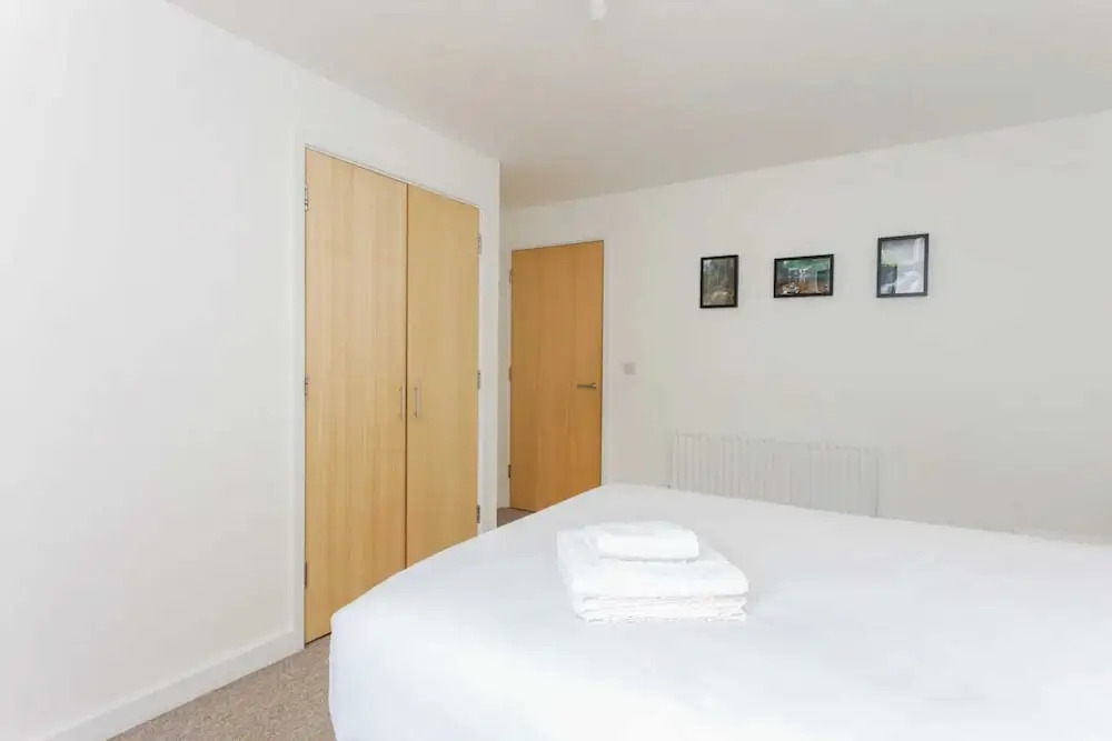 Bright & Airy 1 Bedroom Apartment in Trendy Peckham