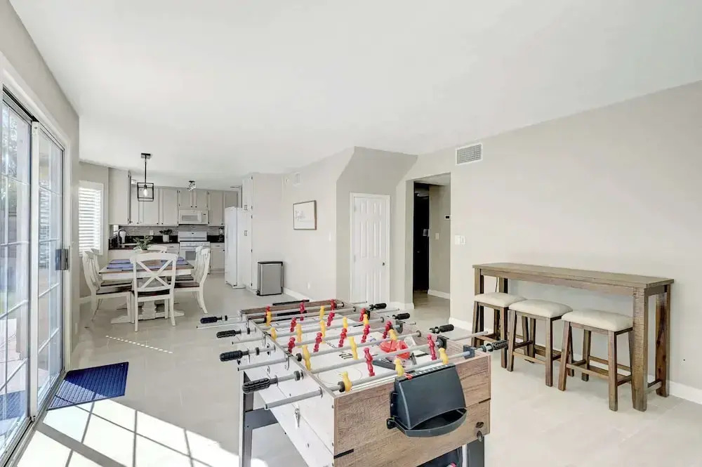 A- Zlv Home 2