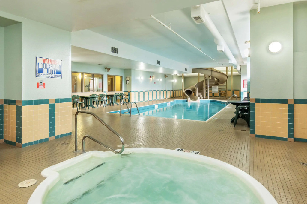 Comfort Inn & Suites