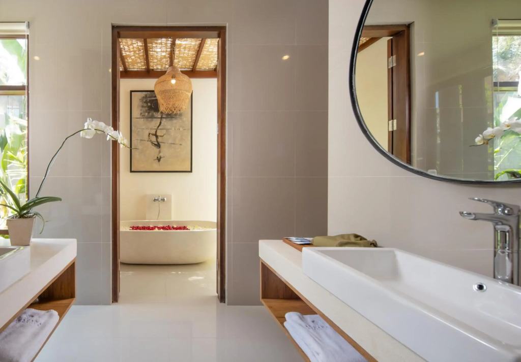 Agrapana Beach Villa - True Exotic Balinese Experience