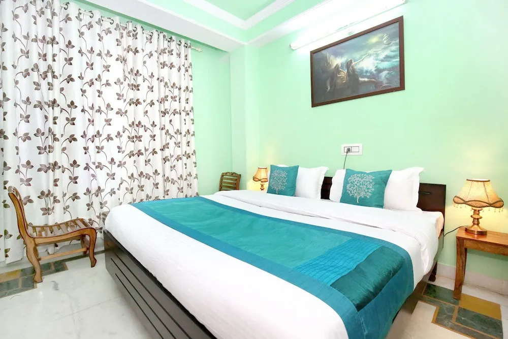 OYO 10862 Home Luxury 3BHK Chota Shimla