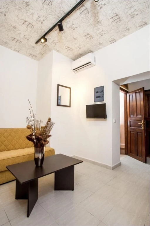 Rodos City House