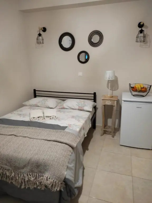 DORAS APARTMENTS STUDIO 1