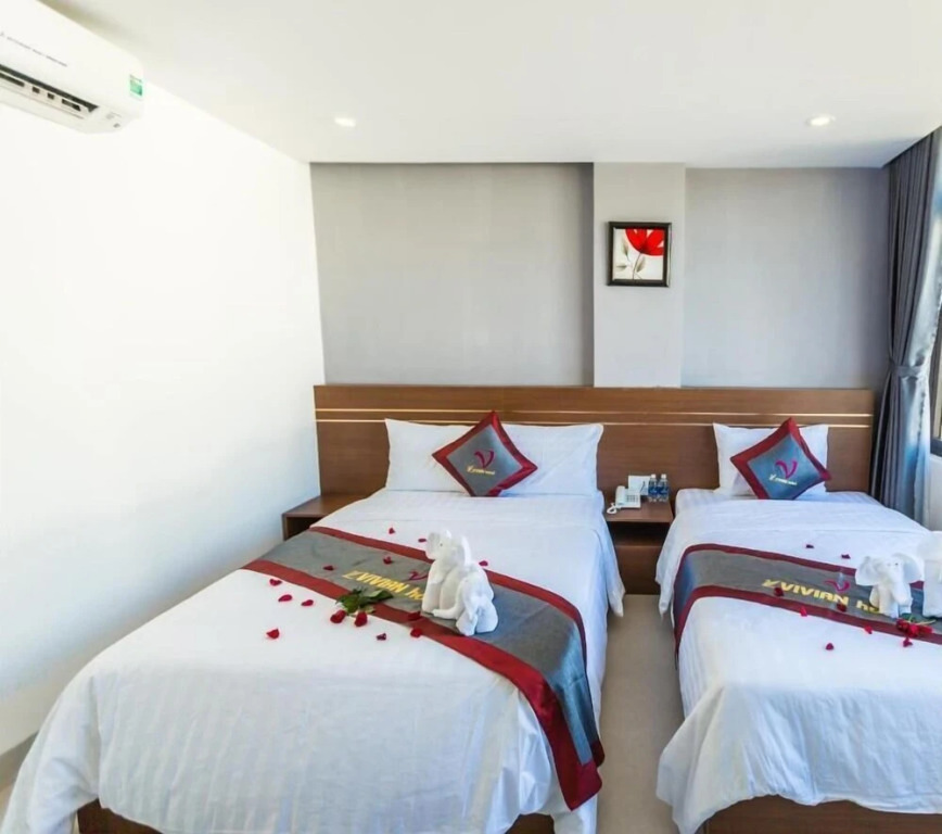 Vivian Hotel