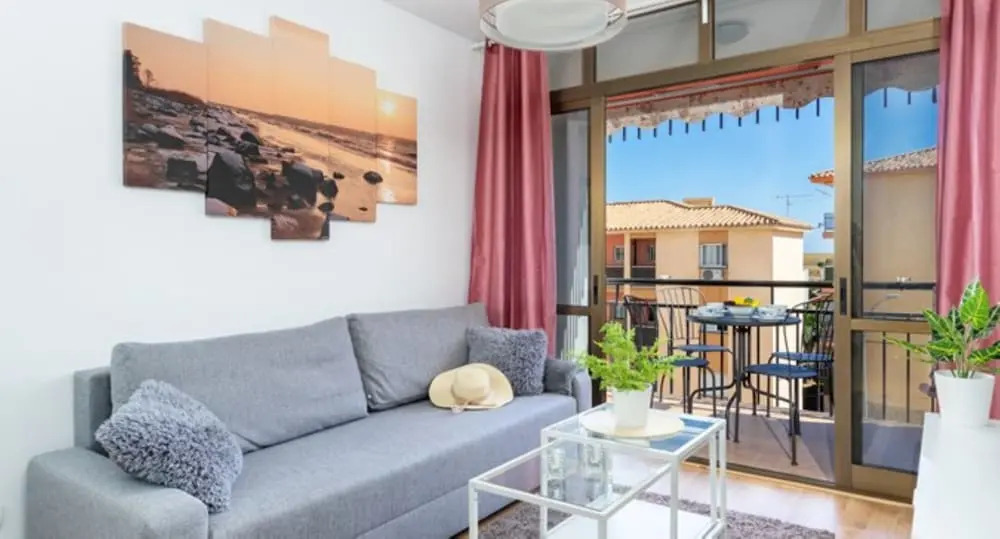 Apartment - 3 Bedrooms with WiFi - 107877
