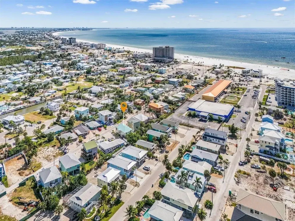 241 Miramar Waves: 3br W/ Heated Pool 3 Bedroom Home