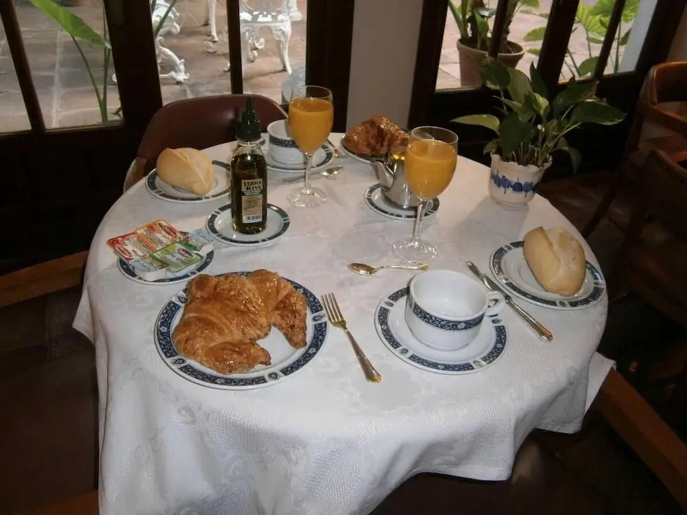 Hotel Albucasis