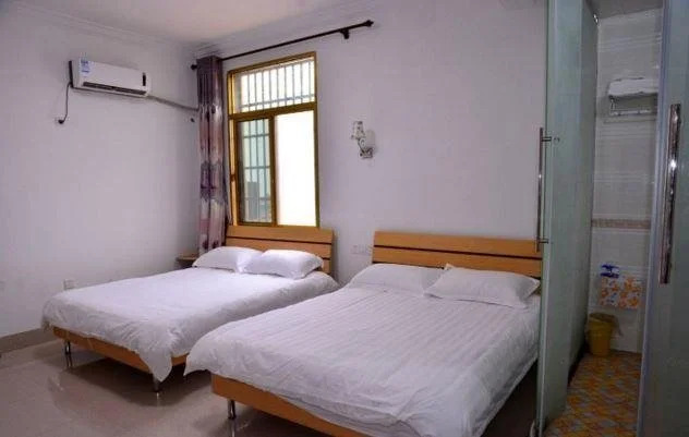 Junyue Bay Inn