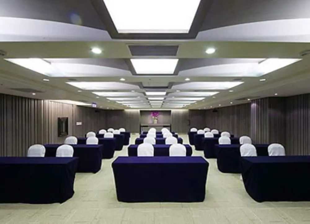 Urban Hotel33