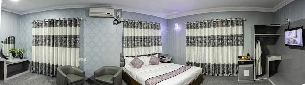 Thiha Bala Hotel