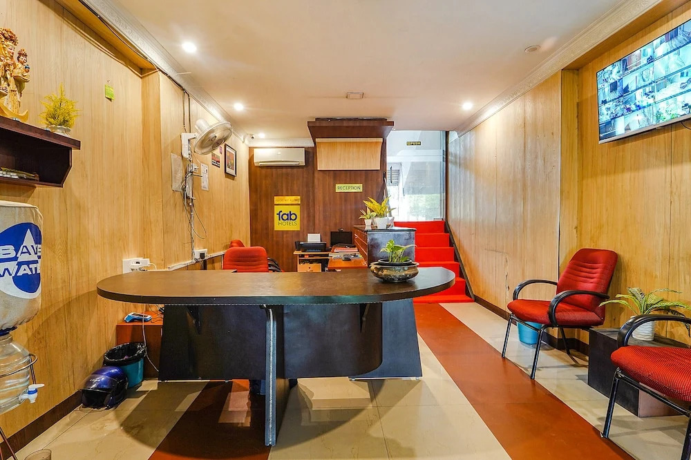 Fabhotel Skyry I