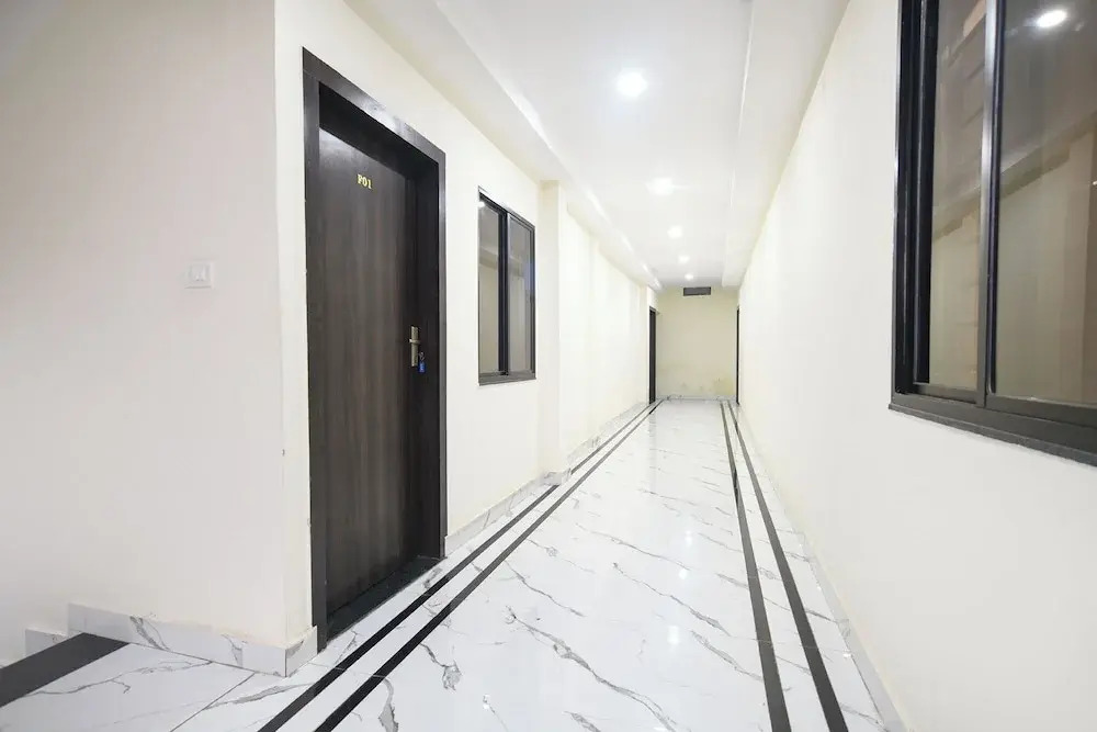 FabHotel Parijat