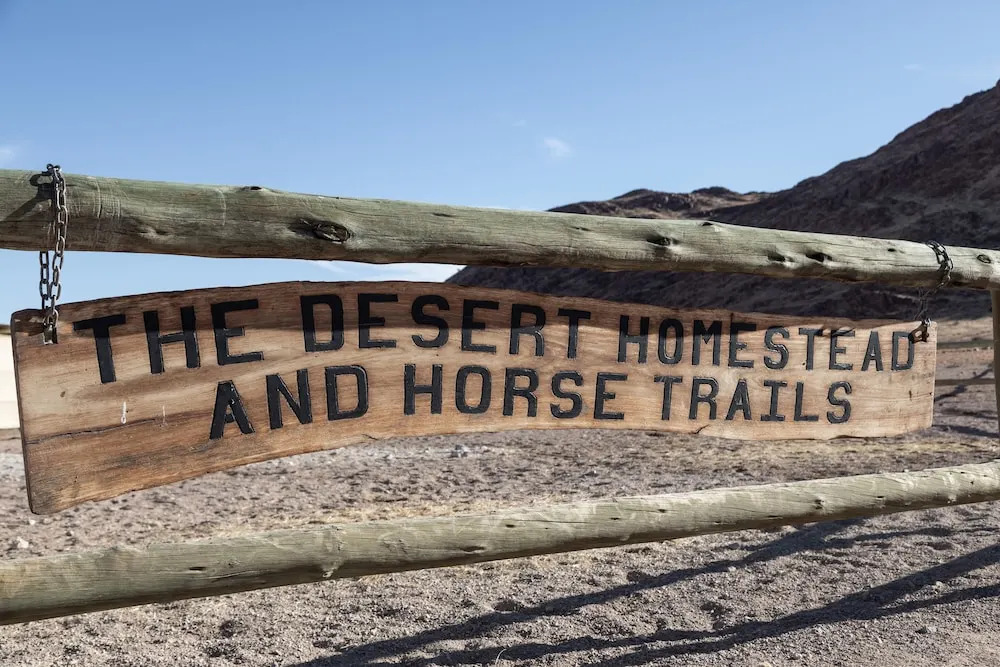 Desert Homestead Lodge l Ondili