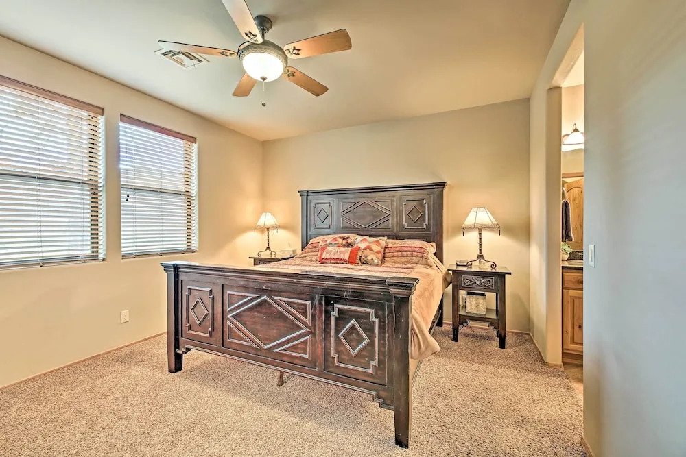 < 1 Mi to Torreon Golf Club: Show Low Condo