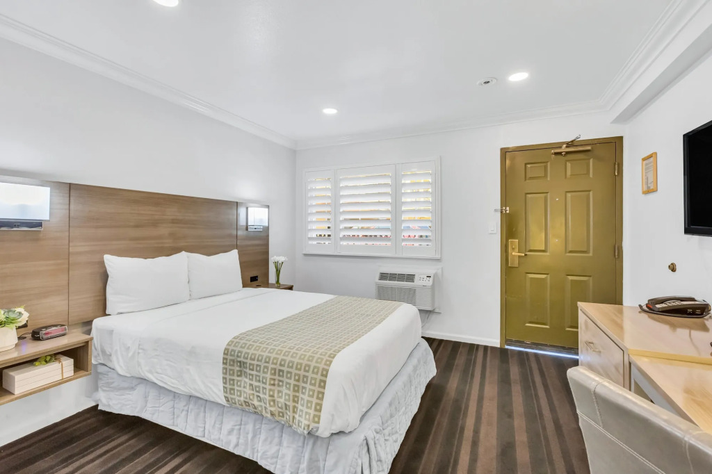 Napa Valley Hotel & Suites