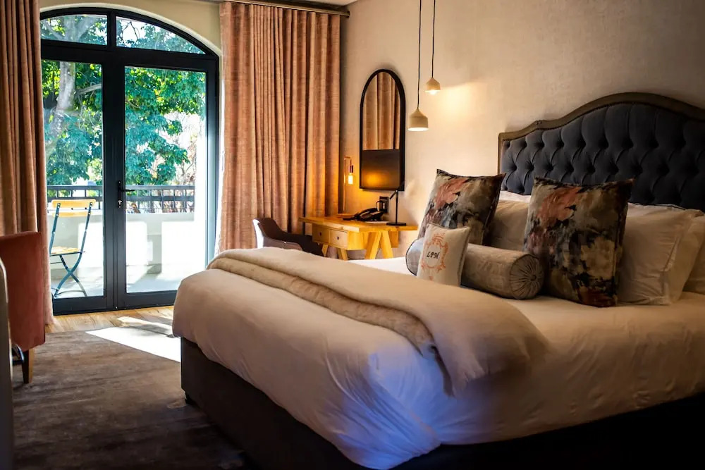 Le Petit Manoir Boutique Hotel