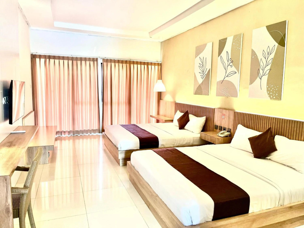 Surya Kencana Seaside Hotel