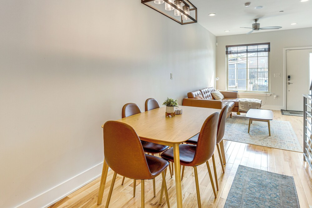 Philly Hub Near University City, Lincoln Financial