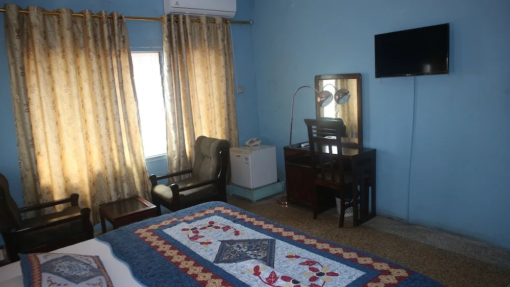 Kad Hotel