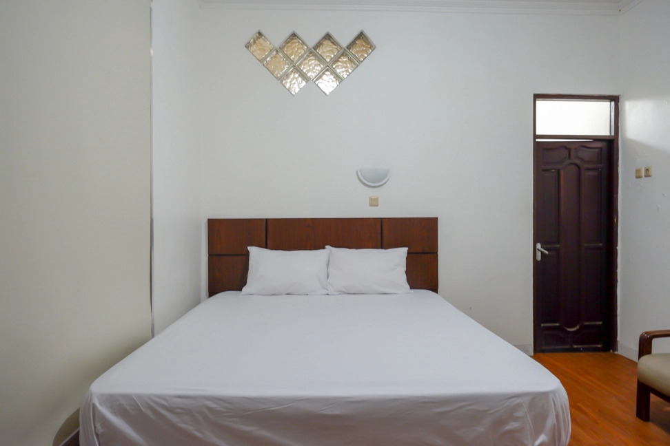 Puspa Indah Guesthouse RedPartner