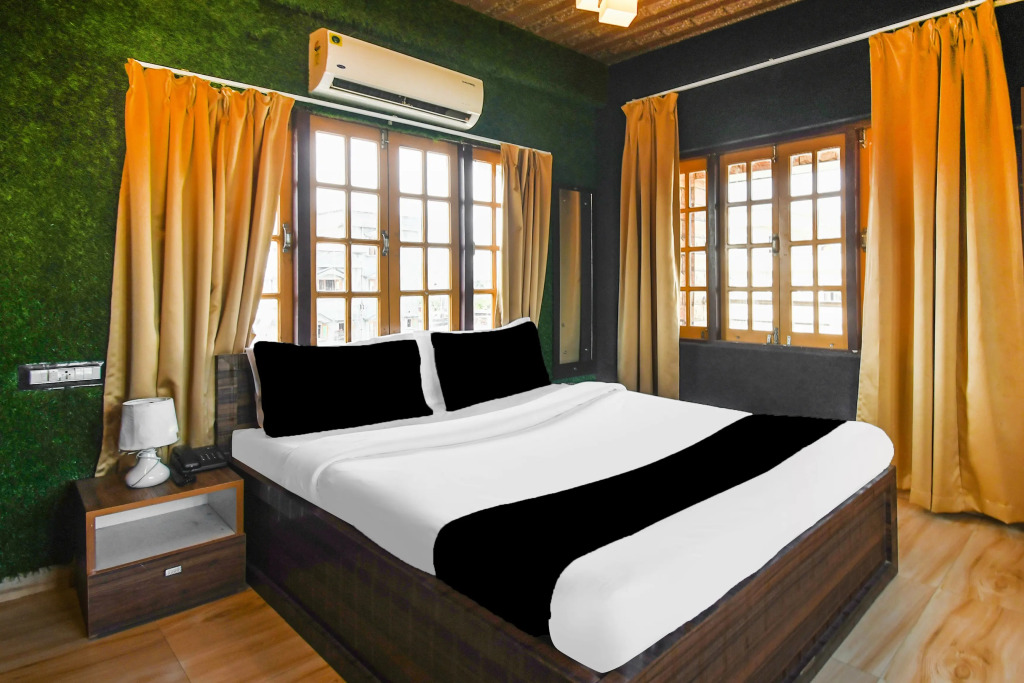 Hotel O Champasari Siliguri Formerly Four Fox Suits