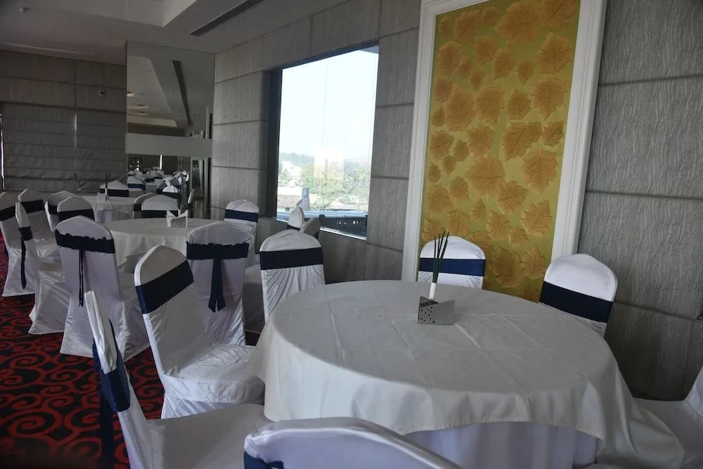 Hotel Accord Premier