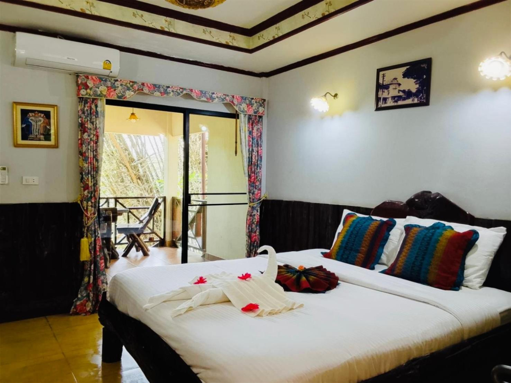 Saiyok River House