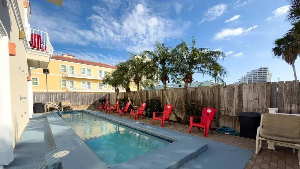 Pool 1st Floor 75 Yards To Beach Value 2 Bedroom Apts