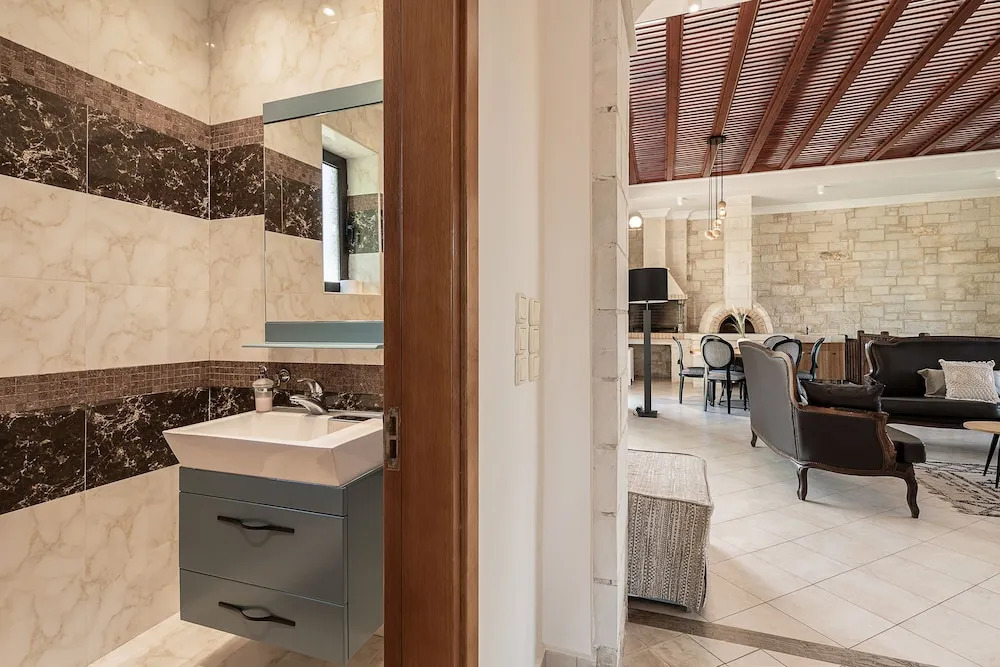 Caldera Theros Villas Chania