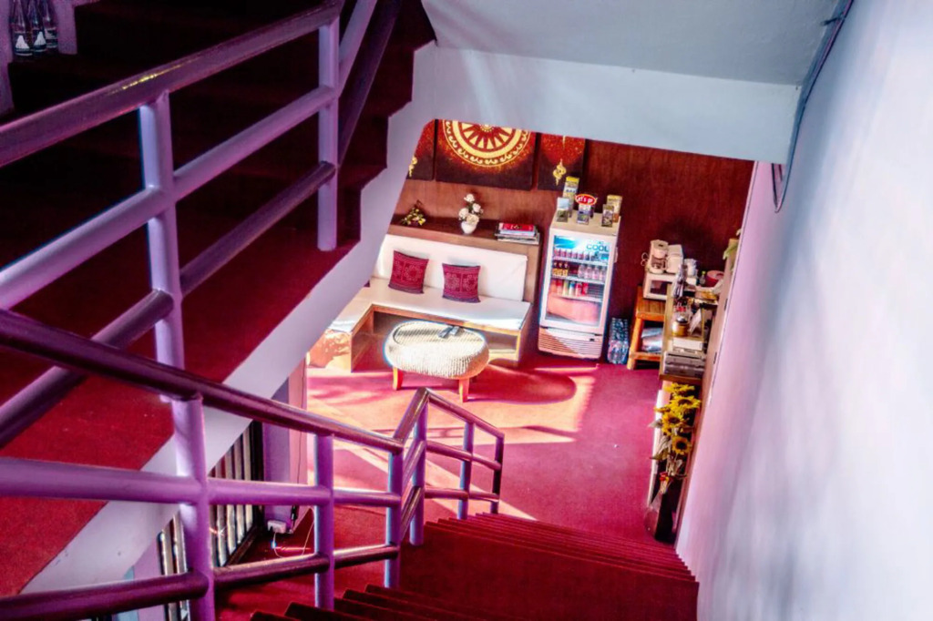 Home Place Hotel