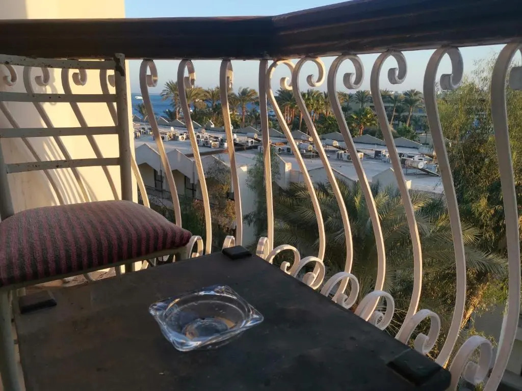 Golden Rose Hotel