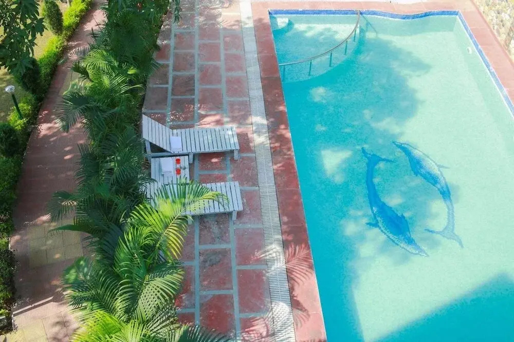 The Dukes Den Resort