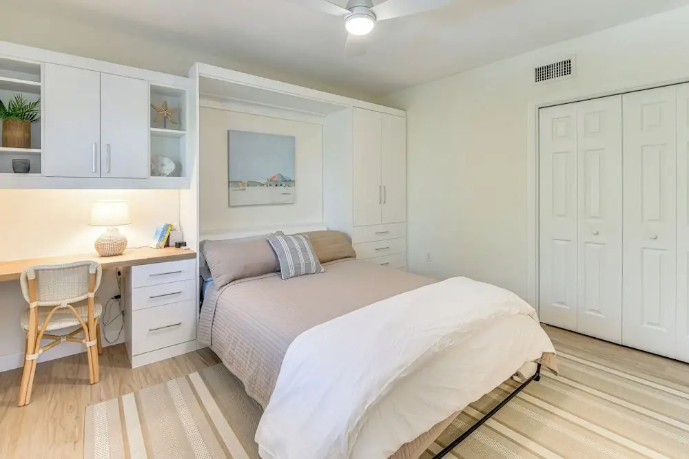 Waterfront Nokomis Condo < Half Mile to Beach!