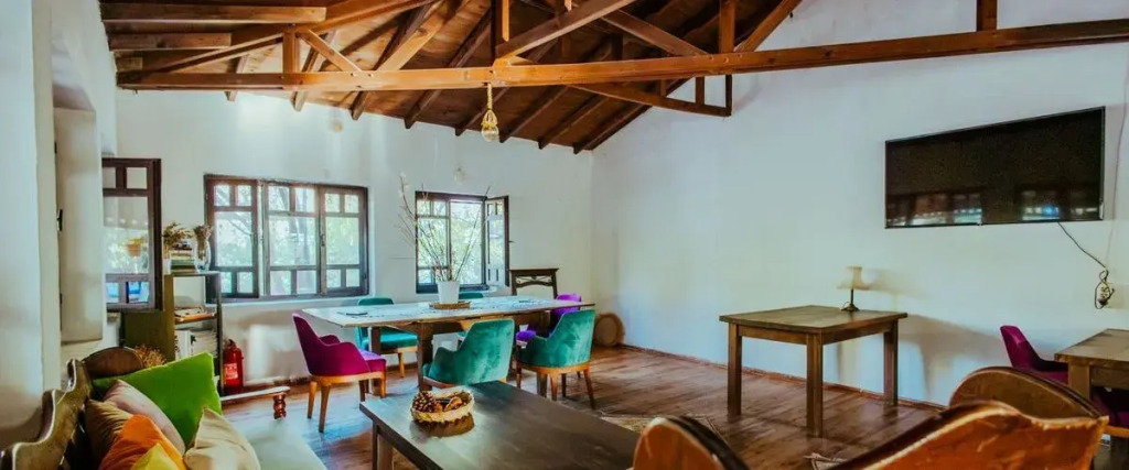 Eski Yeni Tatil Evi Olympos