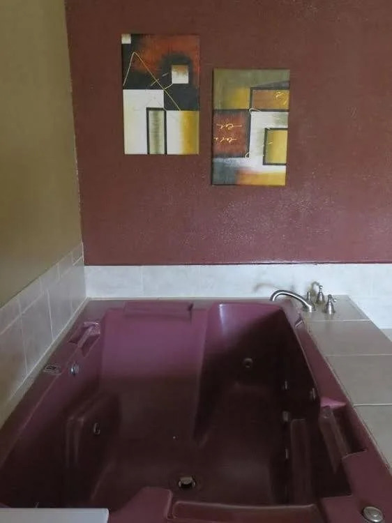 Econo Lodge Airport