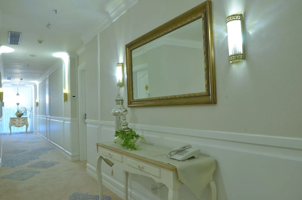Noor Hotel