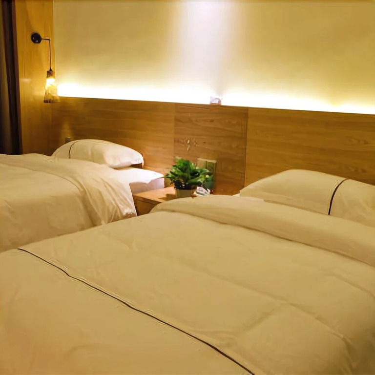 Dongxing Jingangyun Business Hotel