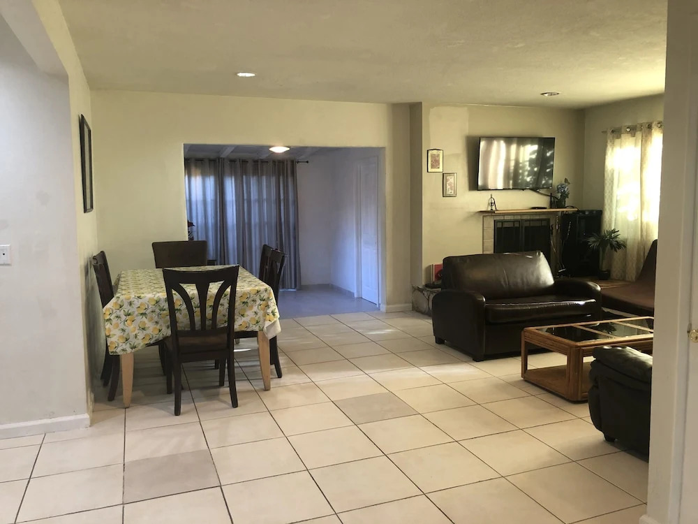 Comfy 3 Bedroom Home