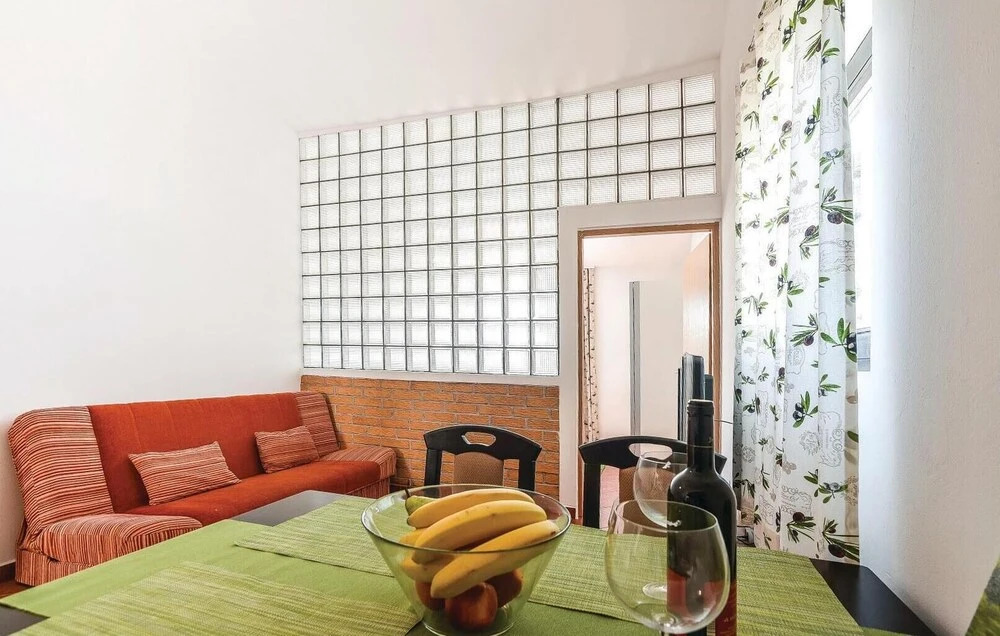 Amazing Home in Mandre With Wifi and 1 Bedrooms