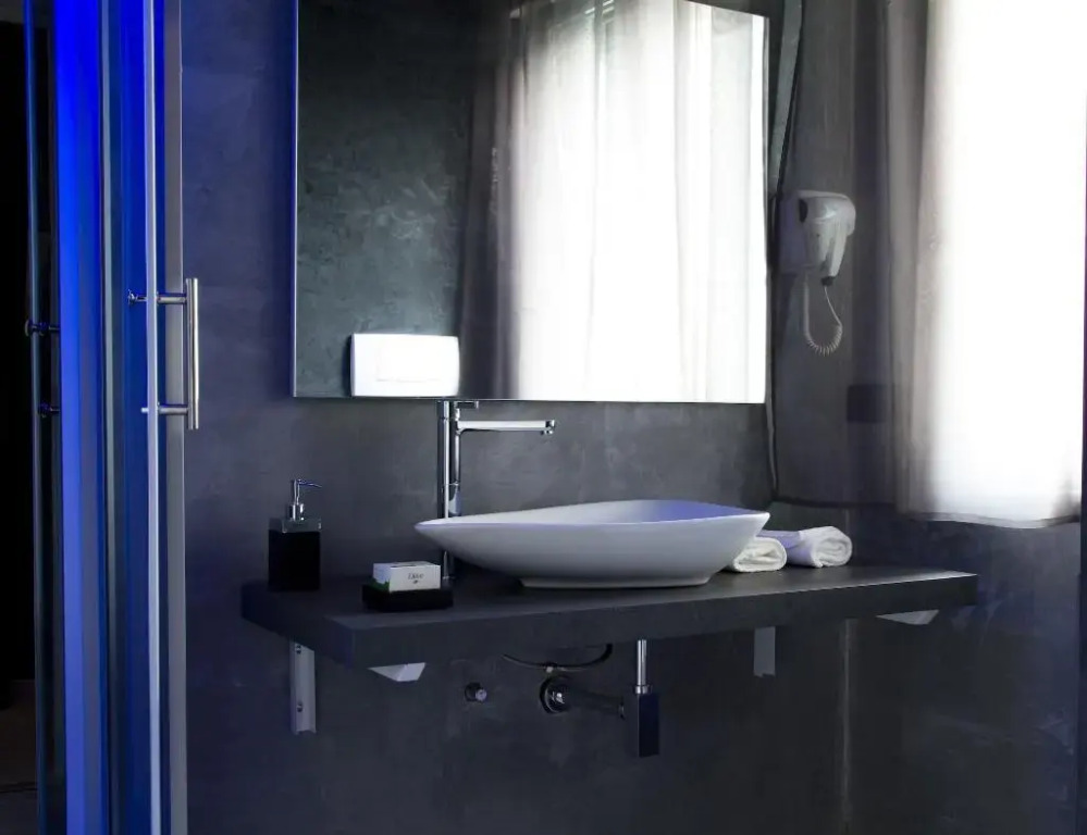 B2In Suite & Office