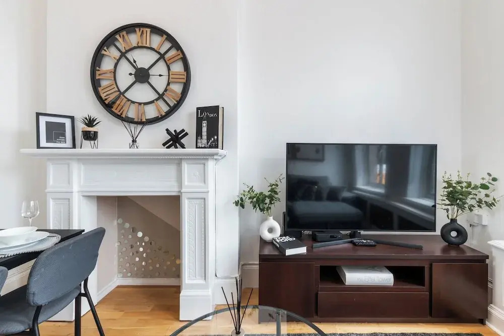 City Apartment - Sleeps 4 & Free Parking