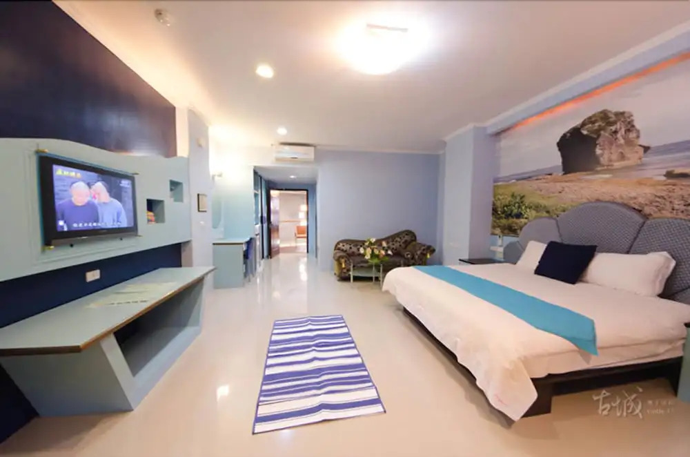 Castle B & B