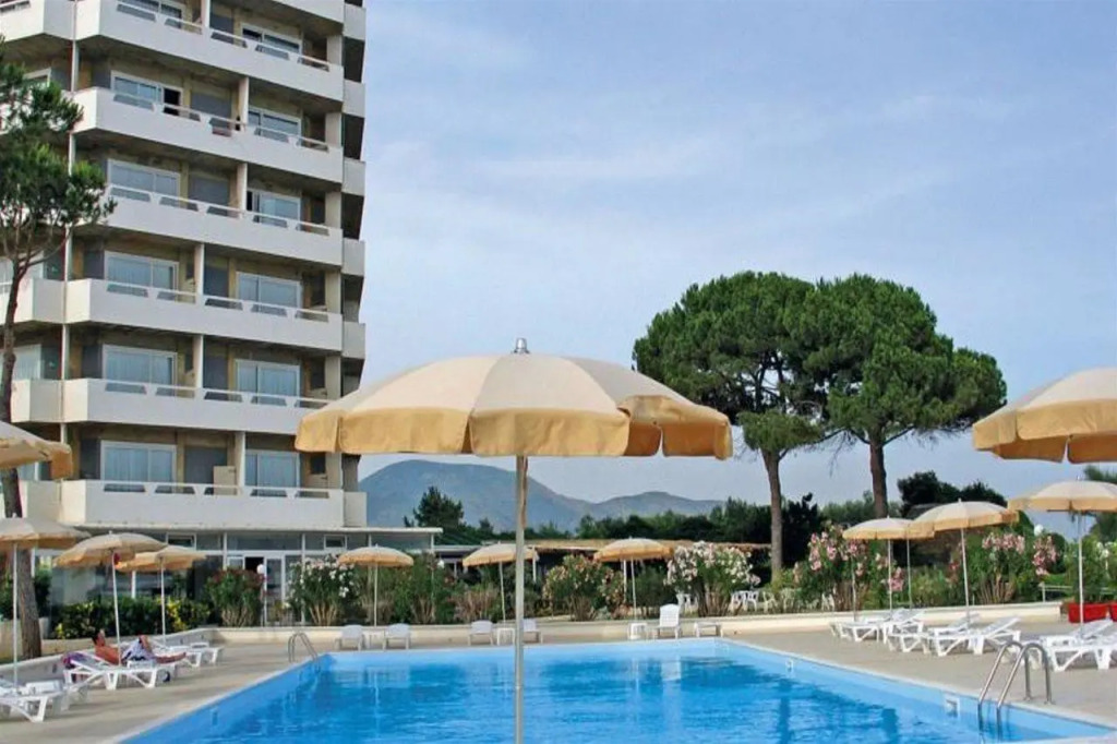 Torre Del Sole