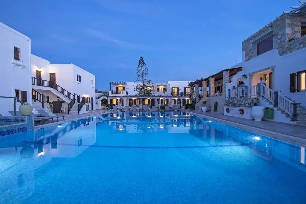 Contaratos Beach Hotel