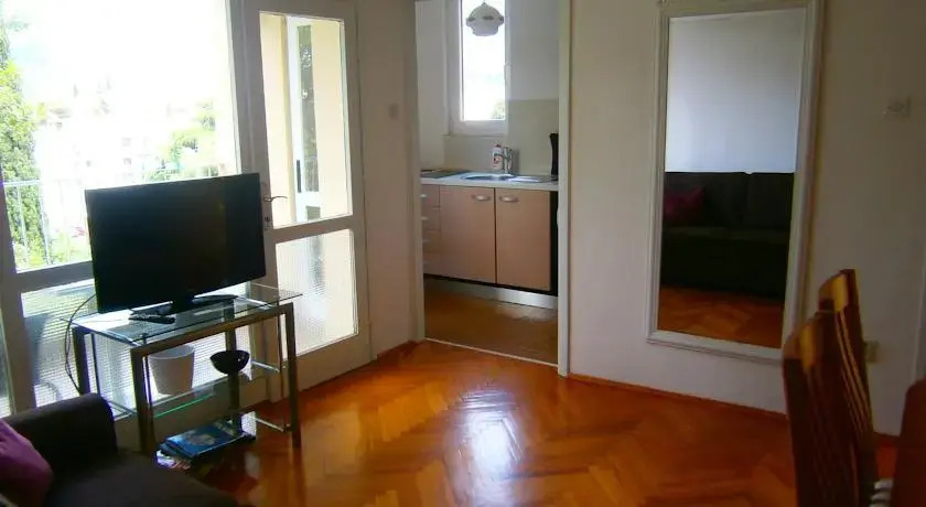 Family Apartment Bella