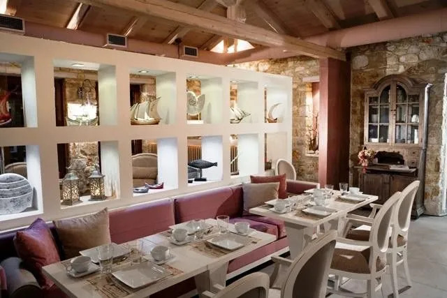 Nikoleta Hotel and Villas