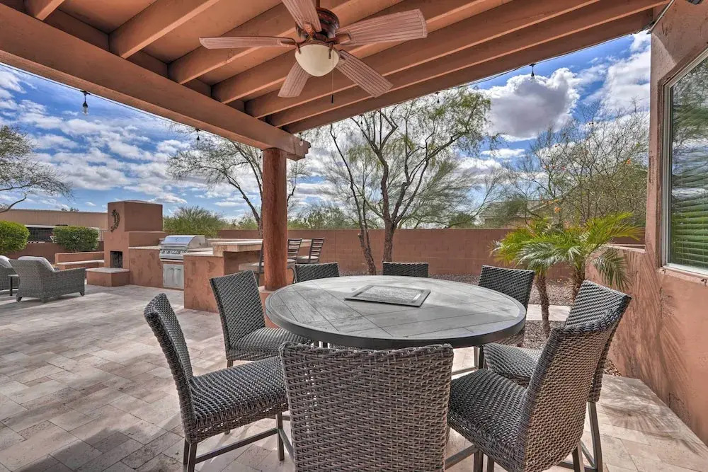 Hot Tub, Game Room! North Phoenix Desert Gem