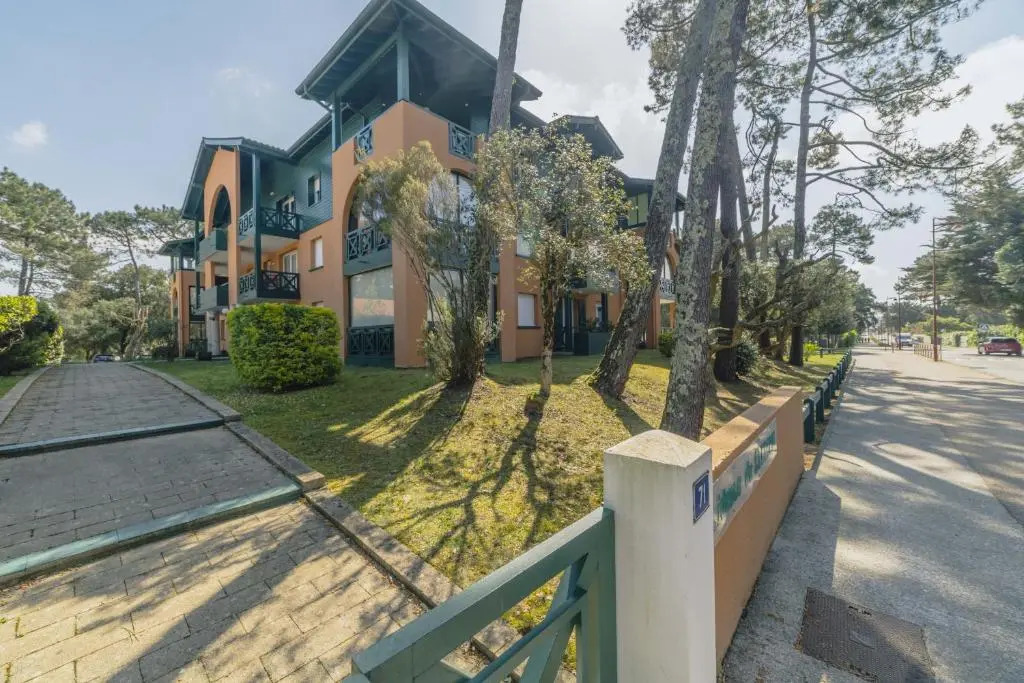 Appartement lumineux avec loggia